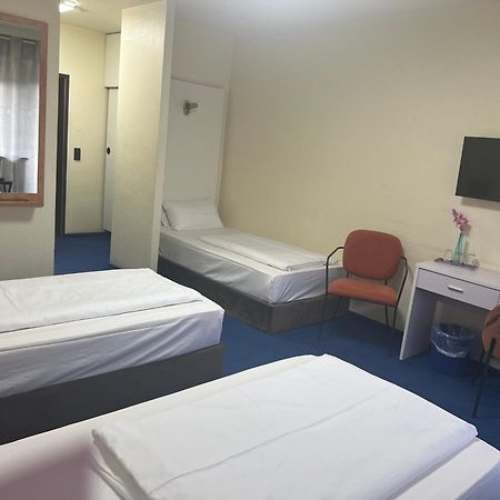 Hotel Am Flughafen Köln Eksteriør billede