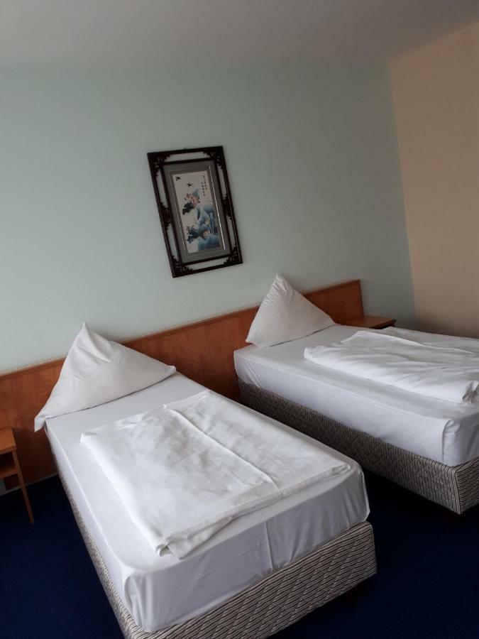 Hotel Am Flughafen Köln Eksteriør billede